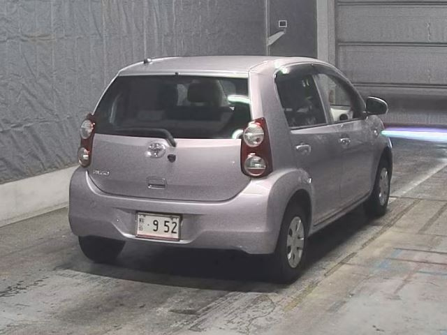 TOYOTA PASSO 2010