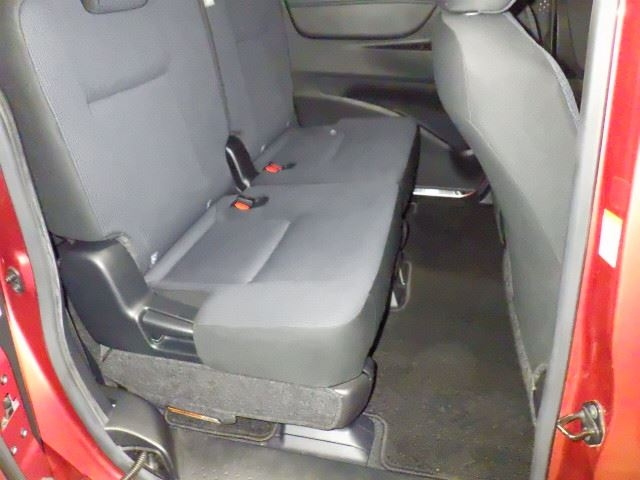 TOYOTA SIENTA 2016