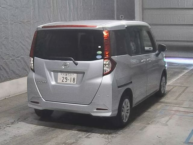 TOYOTA ROOMY 2019