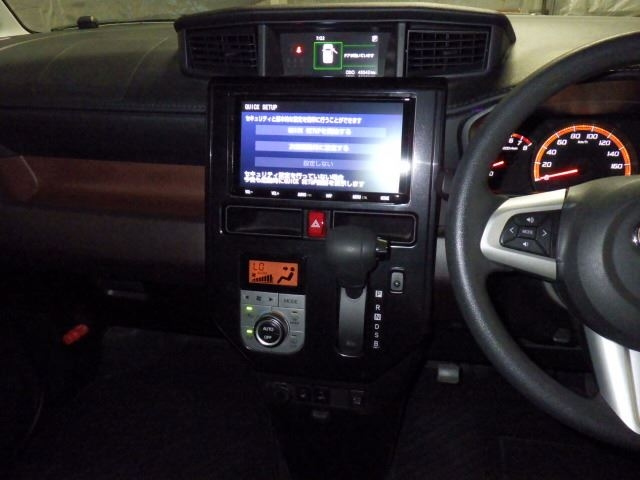 TOYOTA ROOMY 2019