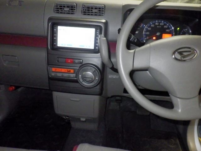 DAIHATSU MOVE CONTE 2011