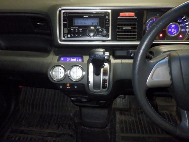 HONDA LIFE 2011