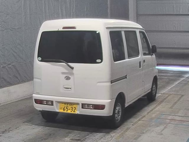 DAIHATSU HIJET VAN 2010