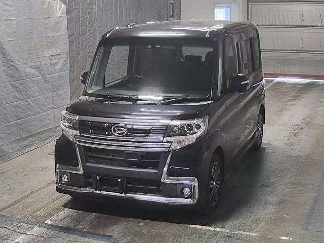 DAIHATSU TANTO 2016