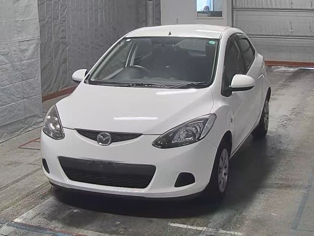 MAZDA DEMIO 2011