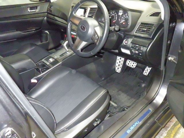 SUBARU LEGACY 2011
