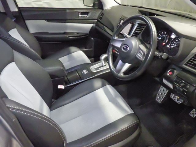SUBARU LEGACY 2010