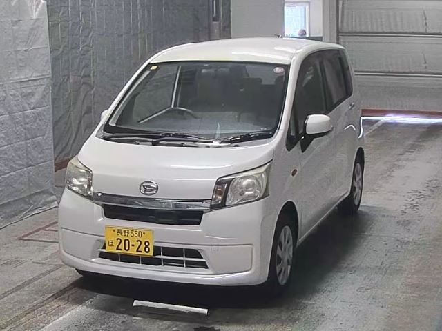 DAIHATSU MOVE 2014