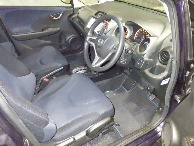 HONDA FIT 2010