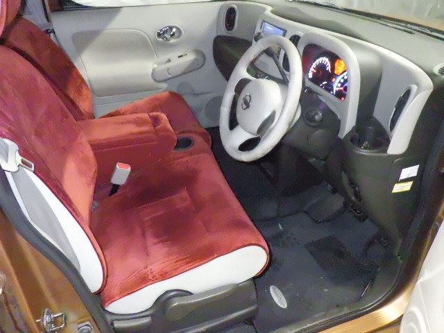 NISSAN CUBE 2011