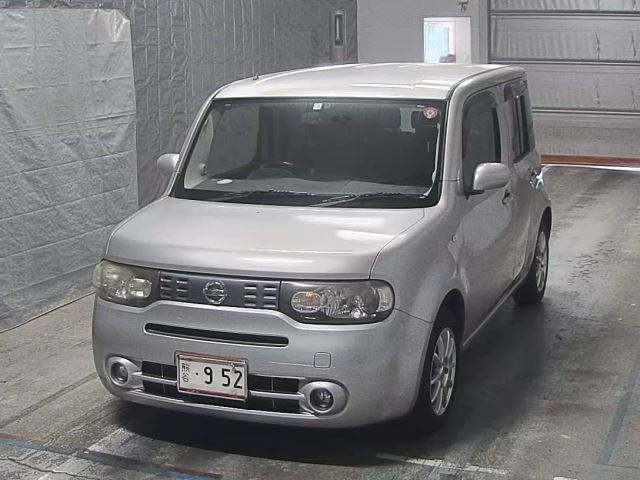 NISSAN CUBE 2012