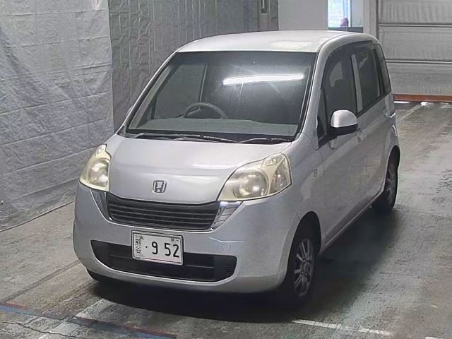 HONDA LIFE 2010