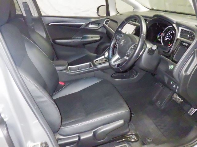HONDA SHUTTLE 2019