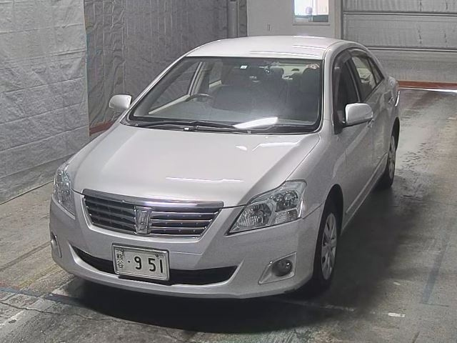 TOYOTA PREMIO 2012