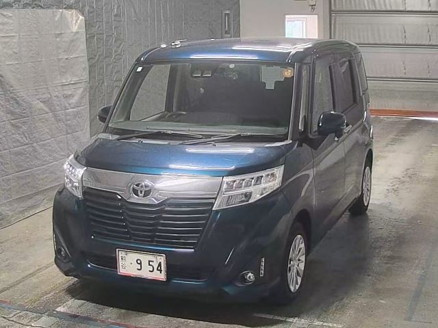 TOYOTA ROOMY 2019