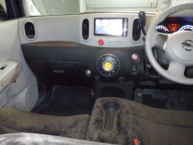 NISSAN CUBE 2011