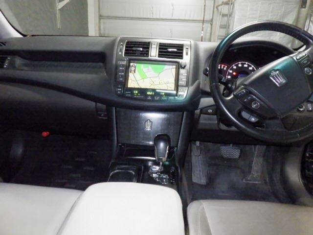 TOYOTA CROWN 2008