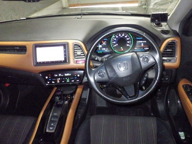HONDA VEZEL 2014