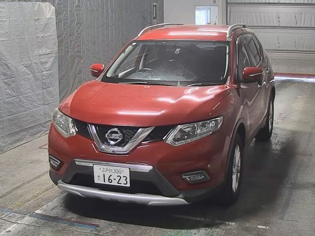 NISSAN X-TRAIL 2014