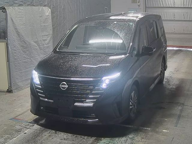 NISSAN SERENA 2023