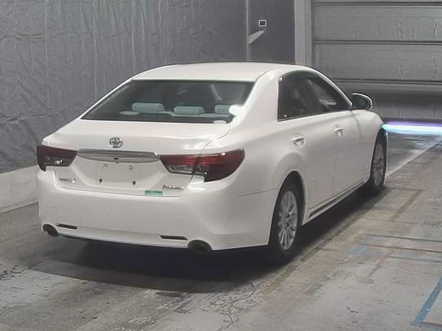 TOYOTA MARK X 2013