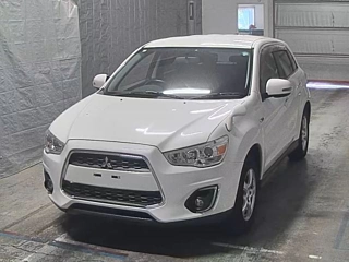 MITSUBISHI RVR 2013