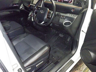 TOYOTA SIENTA 2018