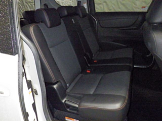 TOYOTA SIENTA 2018