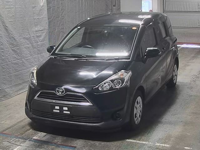 TOYOTA SIENTA 2018