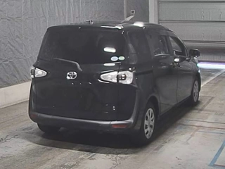TOYOTA SIENTA 2018