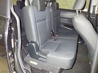 TOYOTA SIENTA 2018