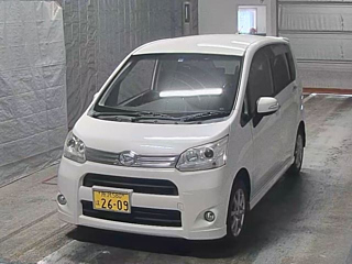 DAIHATSU MOVE 2011