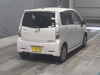 DAIHATSU MOVE 2011