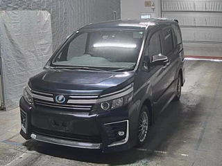 TOYOTA VOXY 2017