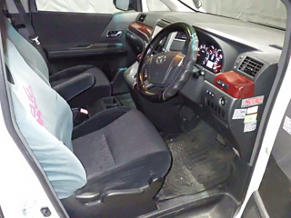 TOYOTA ALPHARD 2009
