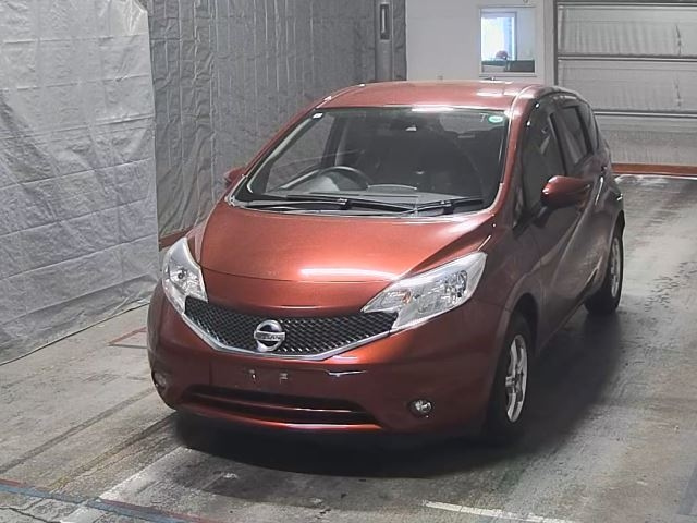 NISSAN NOTE 2015