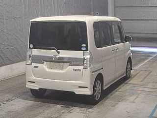 DAIHATSU TANTO 2014