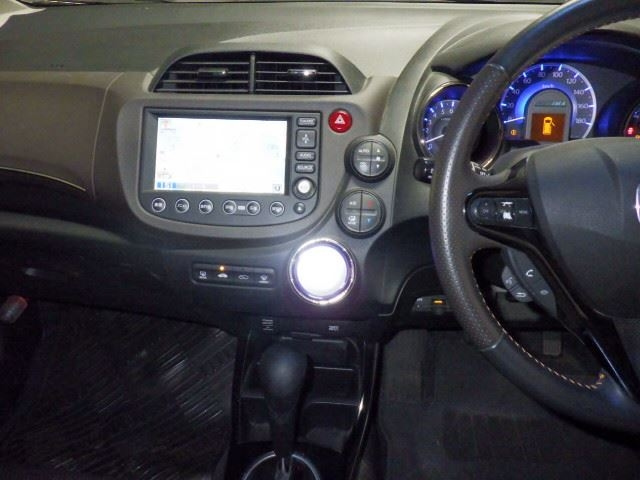 HONDA FIT SHUTTLE 2012