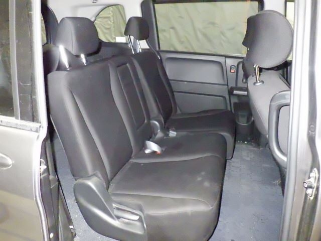HONDA FREED 2011