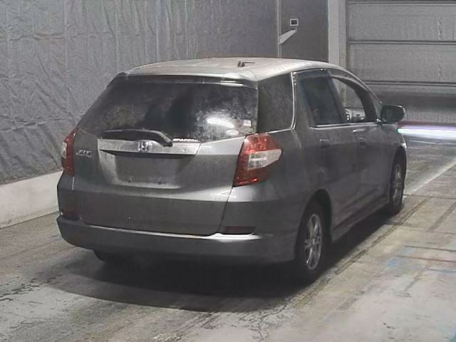 HONDA FIT SHUTTLE 2011
