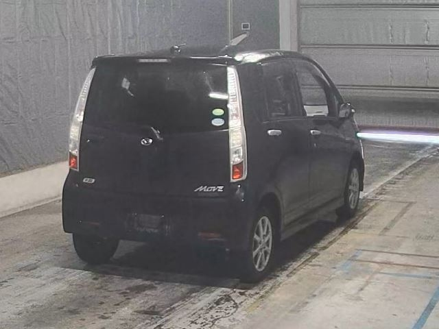 DAIHATSU MOVE 2012