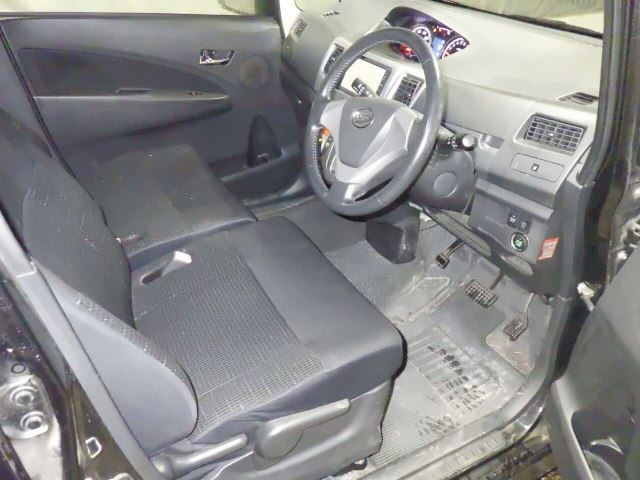 DAIHATSU MOVE 2012