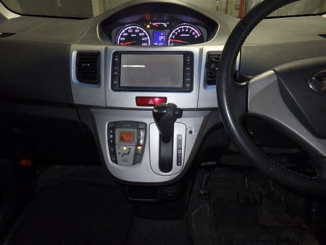 DAIHATSU MOVE 2012
