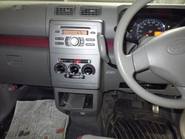 DAIHATSU MOVE CONTE 2010