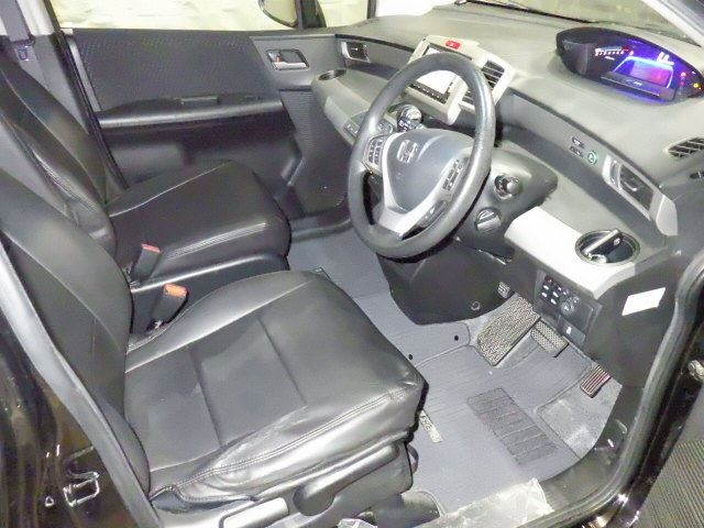 HONDA FREED 2014