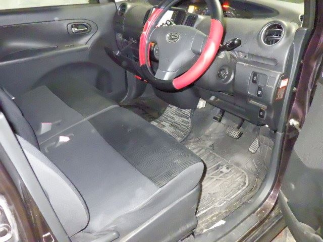 DAIHATSU TANTO 2012