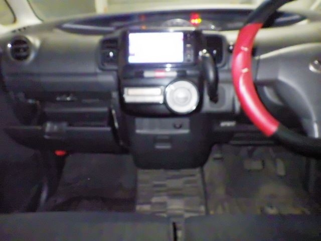 DAIHATSU TANTO 2012