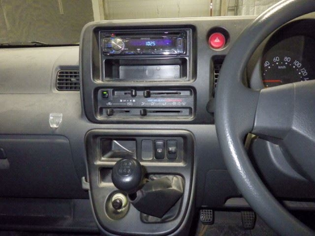 DAIHATSU HIJET VAN 2014