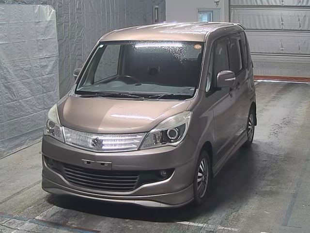 SUZUKI SOLIO 2011