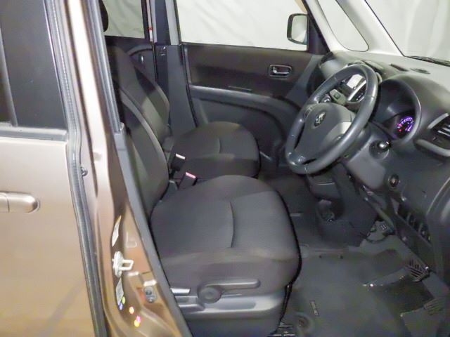 SUZUKI SOLIO 2011